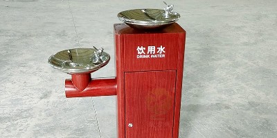 為什么我一定要買水？廣場直飲水機解決我的煩惱！